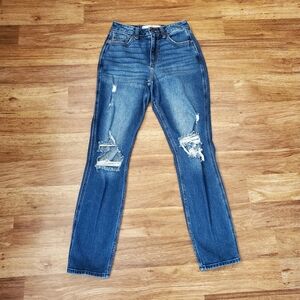 Hollister Curvy High-Rise Mom Jean Size 1L Distressed